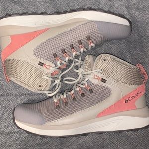 Women’s Columbia hiking boots